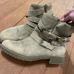 size 7.5